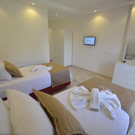 Kaya Hotel