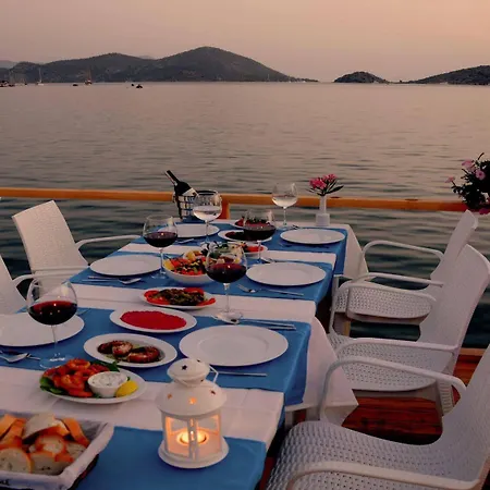 Kaya بوزبورون