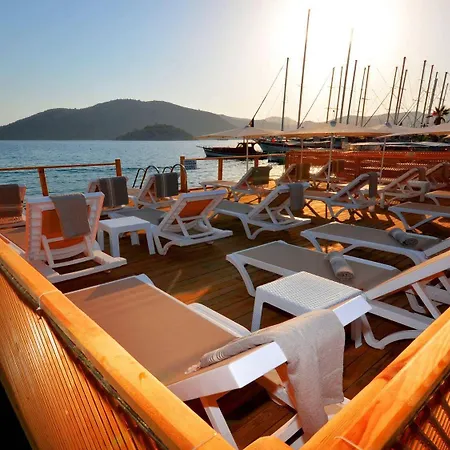 فندق Kaya بوزبورون