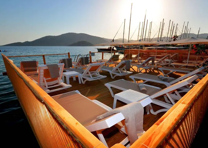 מלון Kaya בוזבורון